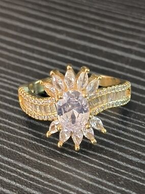 Gold Tone Starburst Ring Adjustable Clear Stone Statement Ring Sunburst Crystal